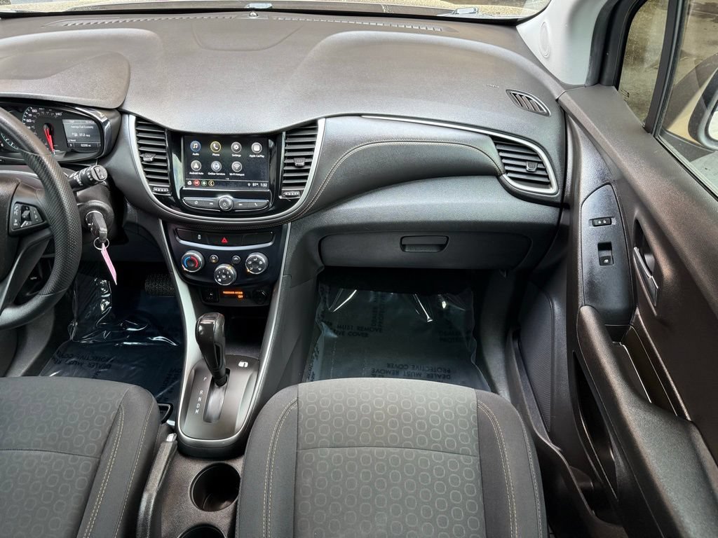 Used 2018 Chevrolet Trax LS FWD image 19