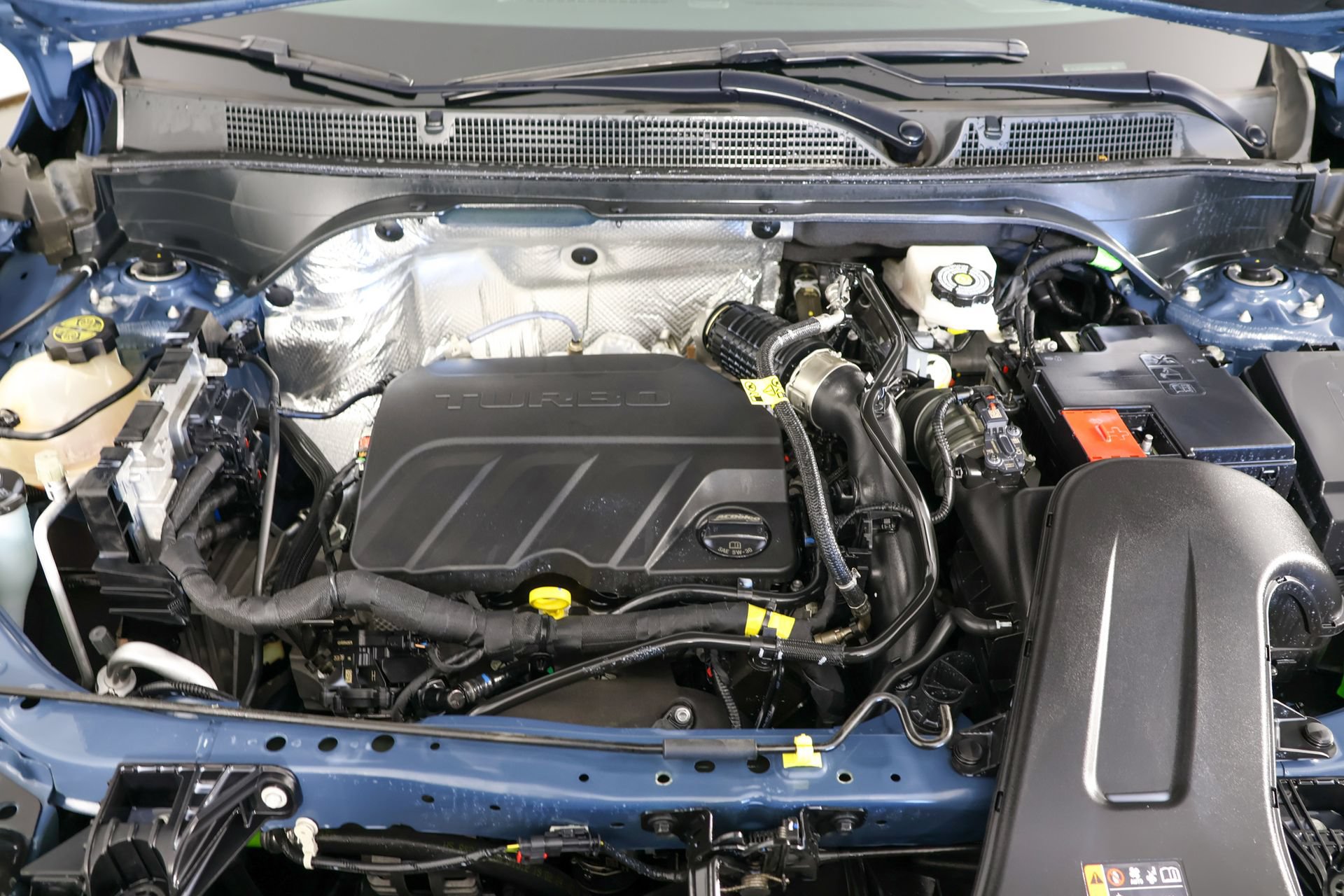 Used 2024 Buick Envista Sport Touring w/ Convenience I Package FWD image 38