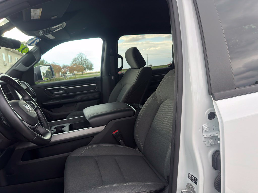 Used 2021 RAM 1500 Big Horn AWD/4WD image 30