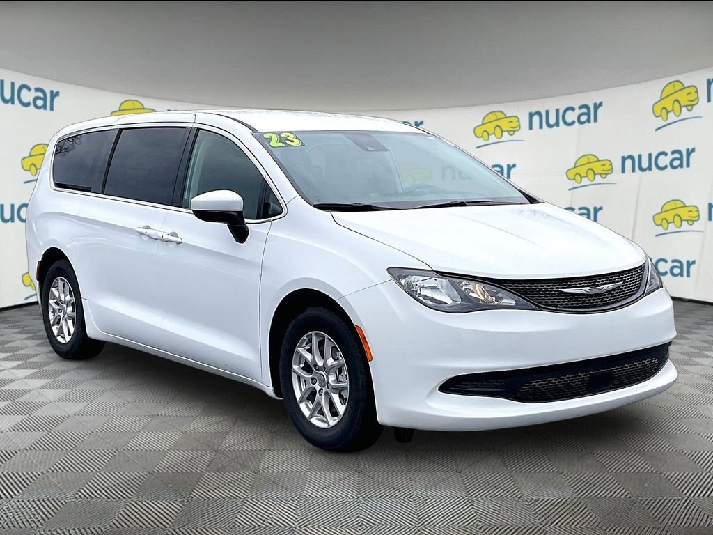 Used 2023 Chrysler Voyager LX FWD video 1