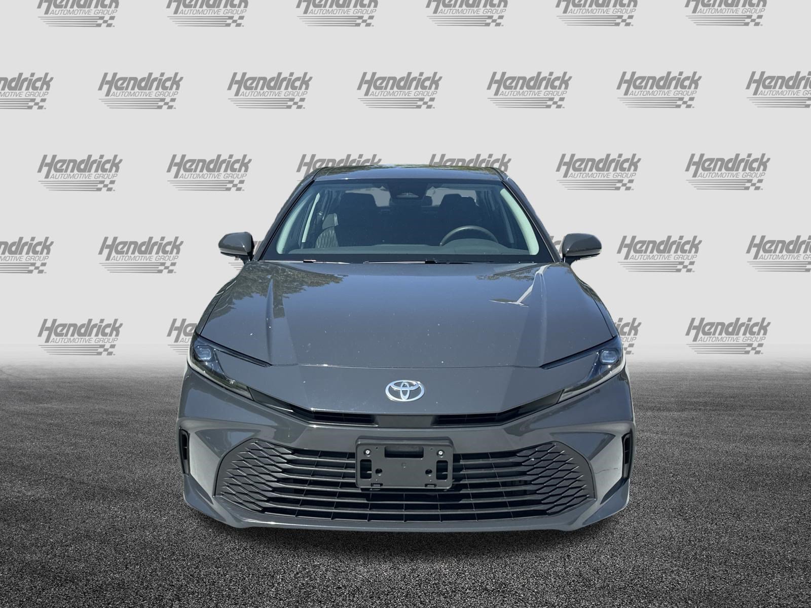 Used 2025 Toyota Camry LE FWD image 3