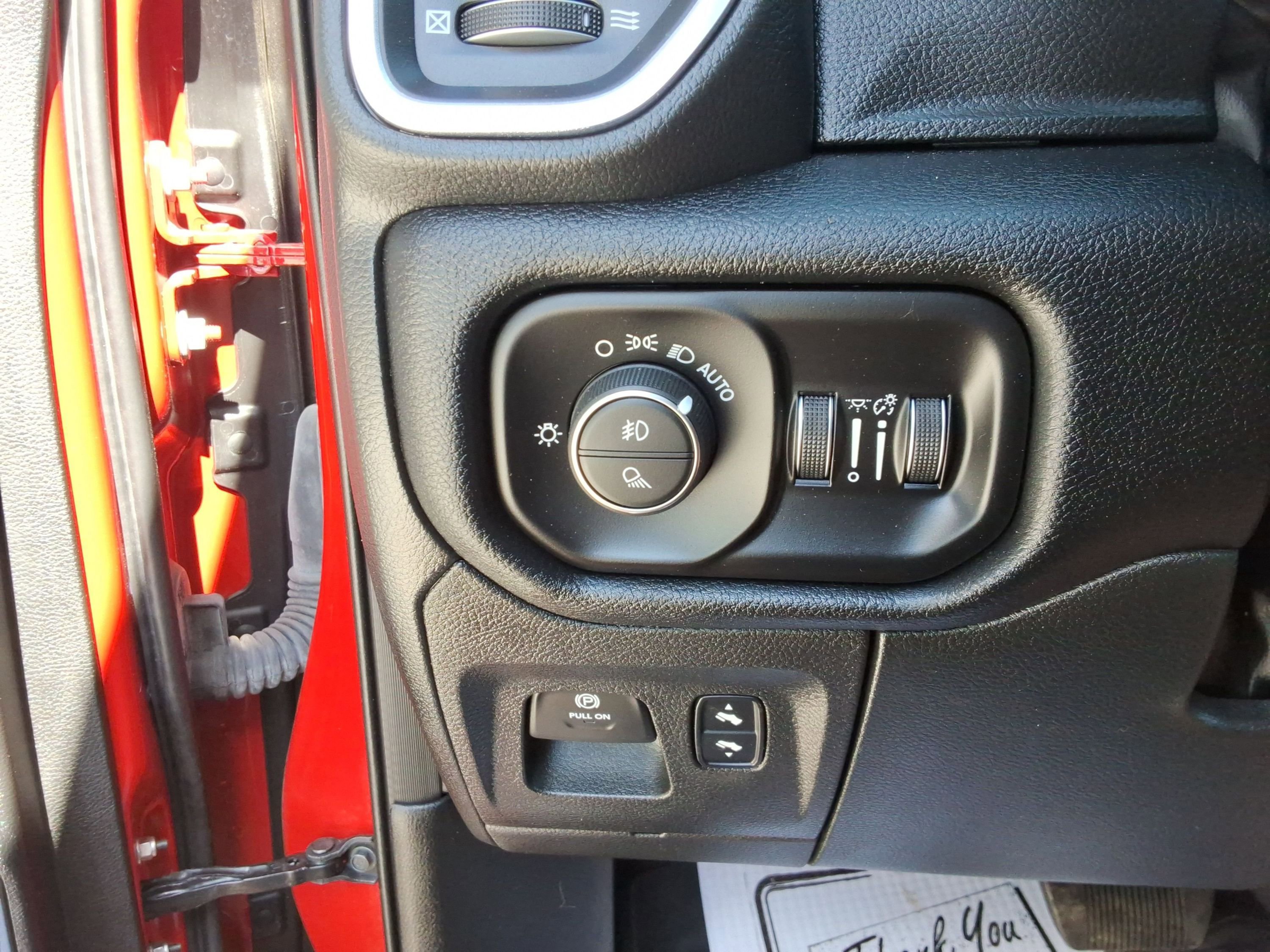 Used 2022 RAM 1500 Laramie AWD/4WD image 22