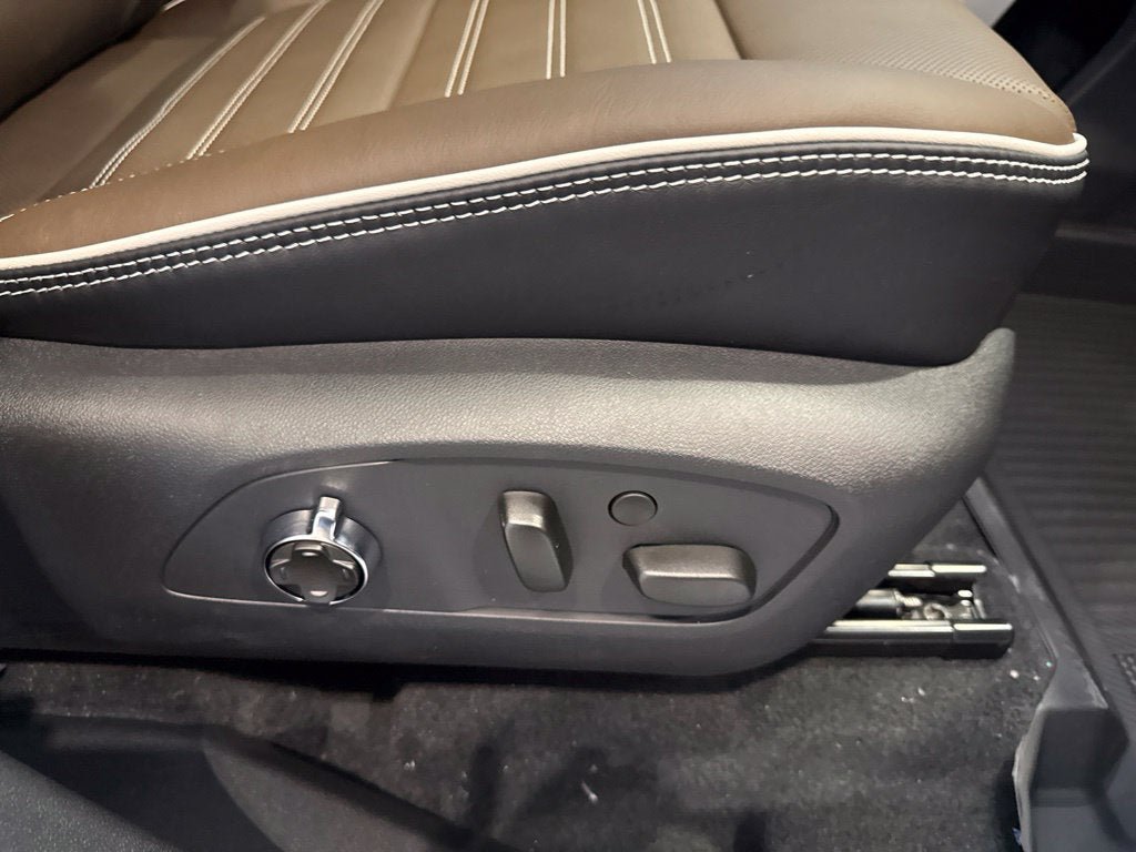 New 2027 GMC Acadia Denali Ultimate w/ LPO, Floor Liner Package AWD/4WD image 13