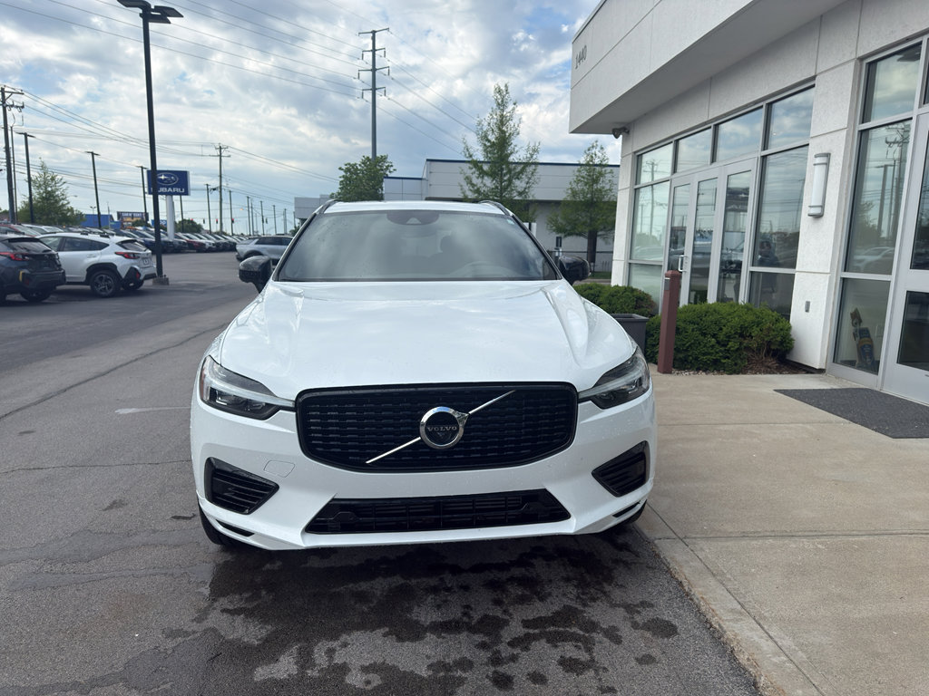 Used 2021 Volvo XC60 T8 R-Design w/ Advanced Package AWD/4WD image 8