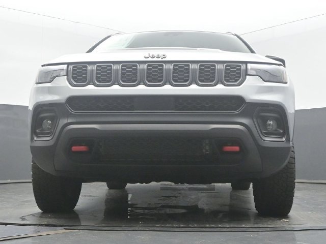 Used 2024 Jeep Compass Trailhawk w/ Sun and Sound Group AWD/4WD image 46