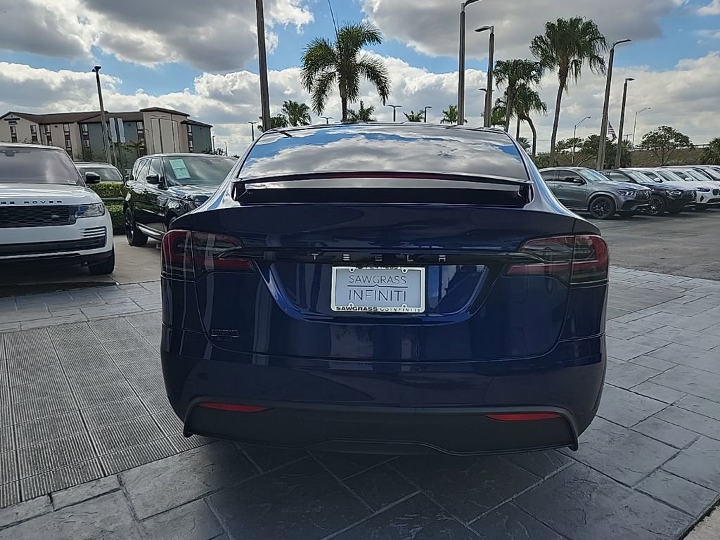 Used 2024 Tesla Model X image 9