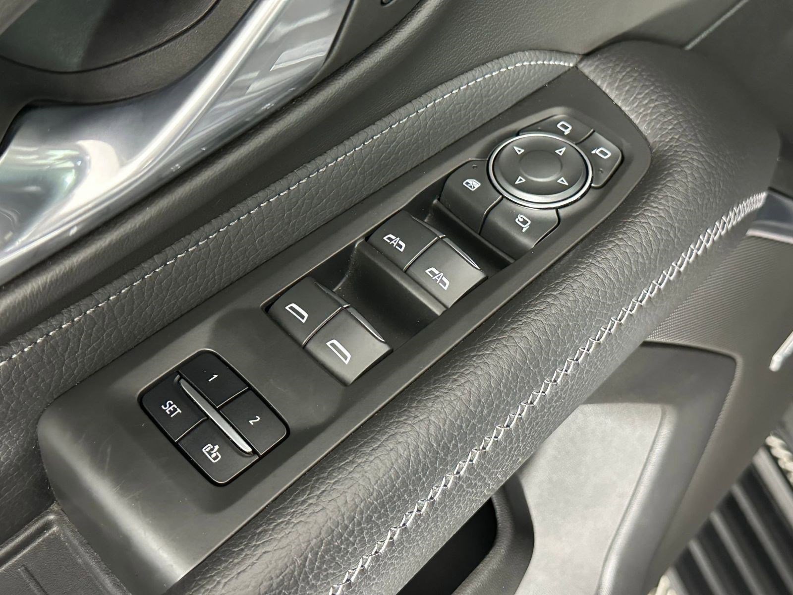 Used 2023 GMC Yukon Denali image 23