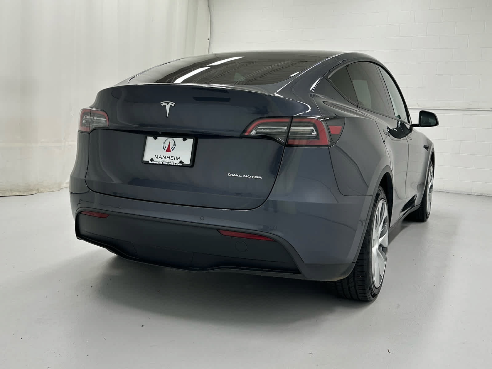 Used 2021 Tesla Model Y Long Range AWD/4WD image 6