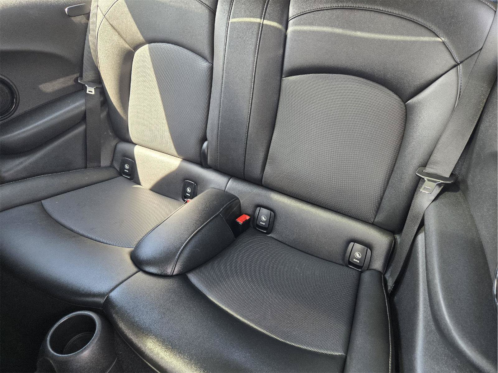 Used 2019 MINI Cooper S FWD image 28