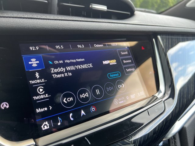 Used 2023 Cadillac XT6 Premium Luxury AWD/4WD image 13