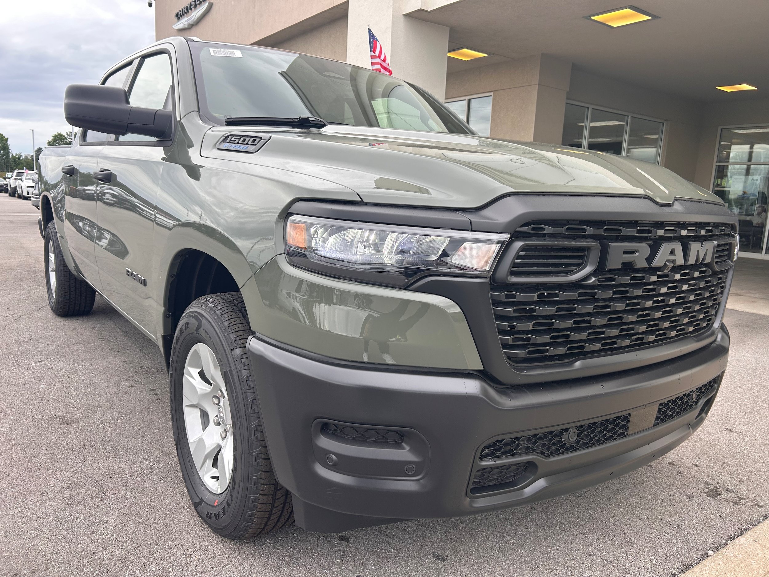 New 2026 RAM 1500 Tradesman AWD/4WD video 1