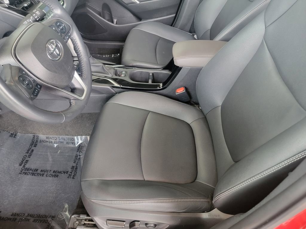 Used 2023 Toyota Corolla Cross XLE w/ Convenience Package AWD/4WD image 10