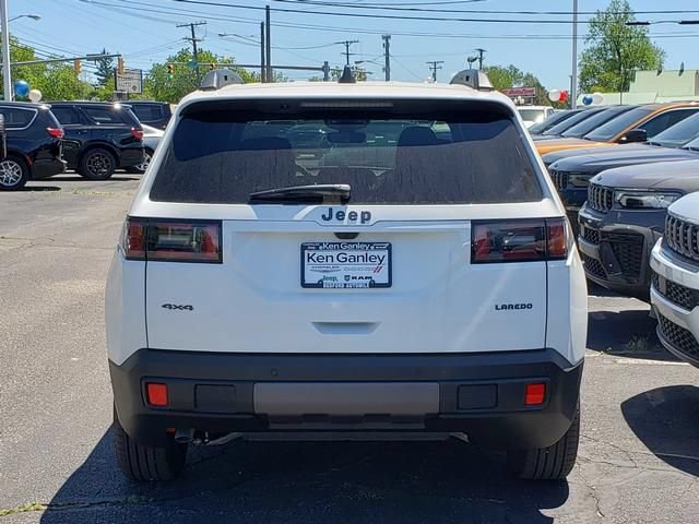 New 2026 Jeep Cherokee Laredo AWD/4WD image 4