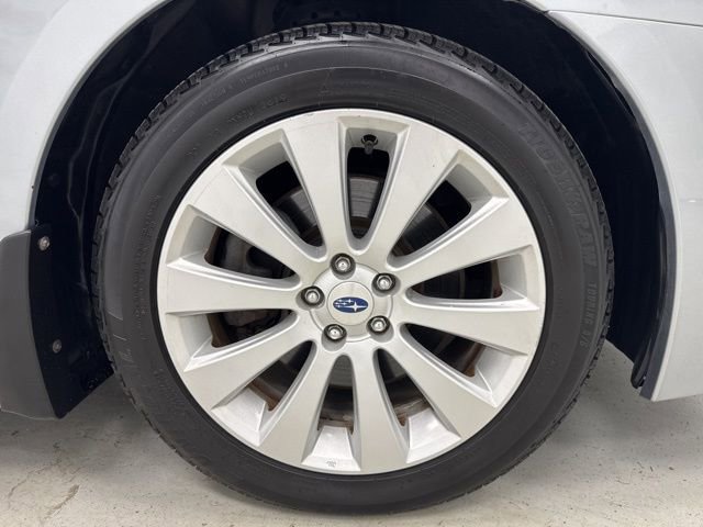 Used 2012 Subaru Legacy 3.6R Limited w/ Utility Pkg 1 AWD/4WD image 28