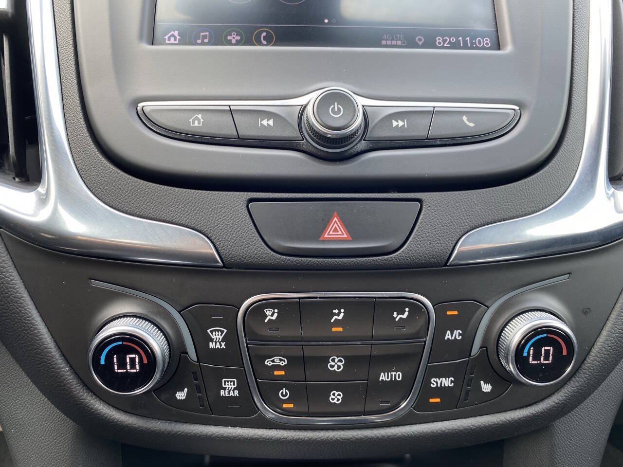 Used 2021 Chevrolet Equinox LT AWD/4WD image 34