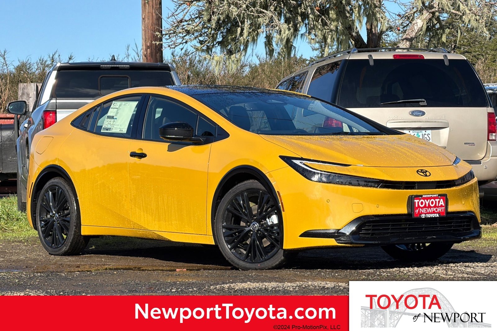 New 2026 Toyota Prius Plug-In Hybrid video 1