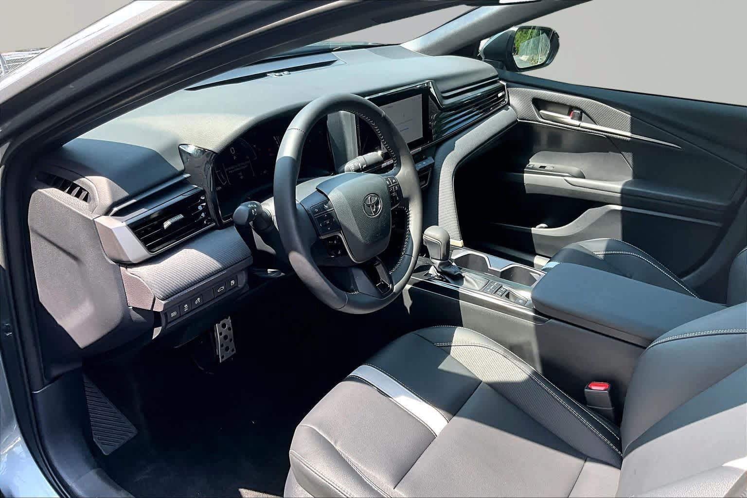 Certified 2026 Toyota Camry SE w/ Convenience Package FWD image 18