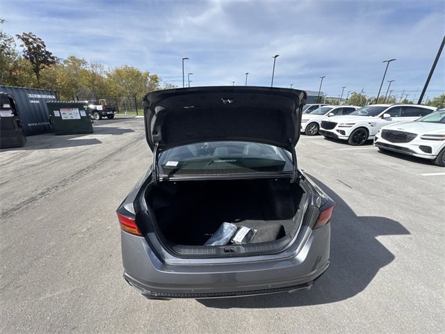 New 2025 Nissan Altima 2.5 SR w/ SR Premium Package image 23