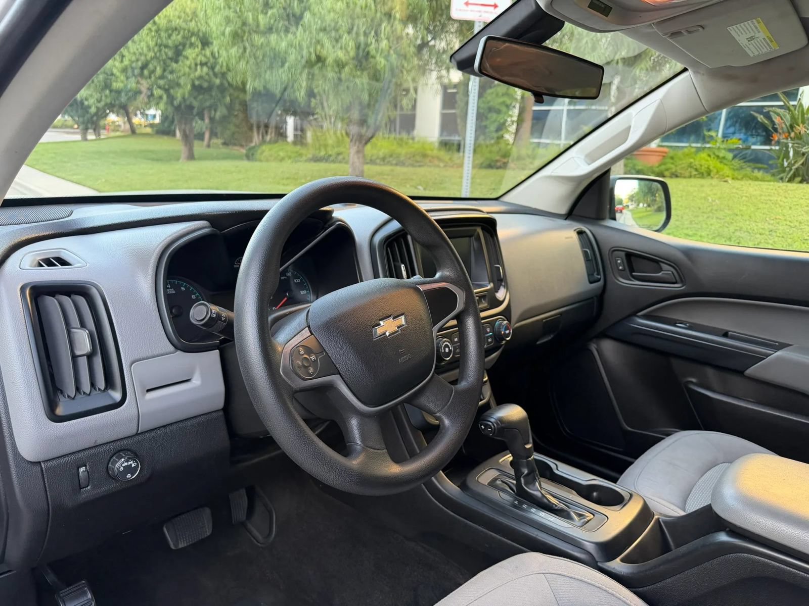 Used 2018 Chevrolet Colorado W/T w/ WT Convenience Package RWD image 13