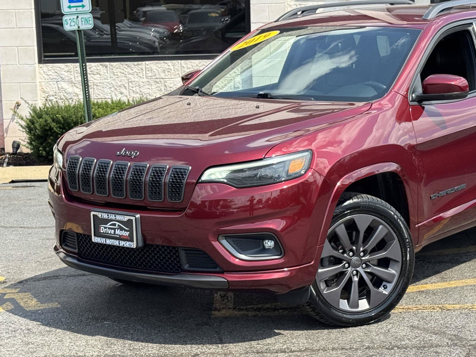 Used 2019 Jeep Cherokee High Altitude AWD/4WD image 3