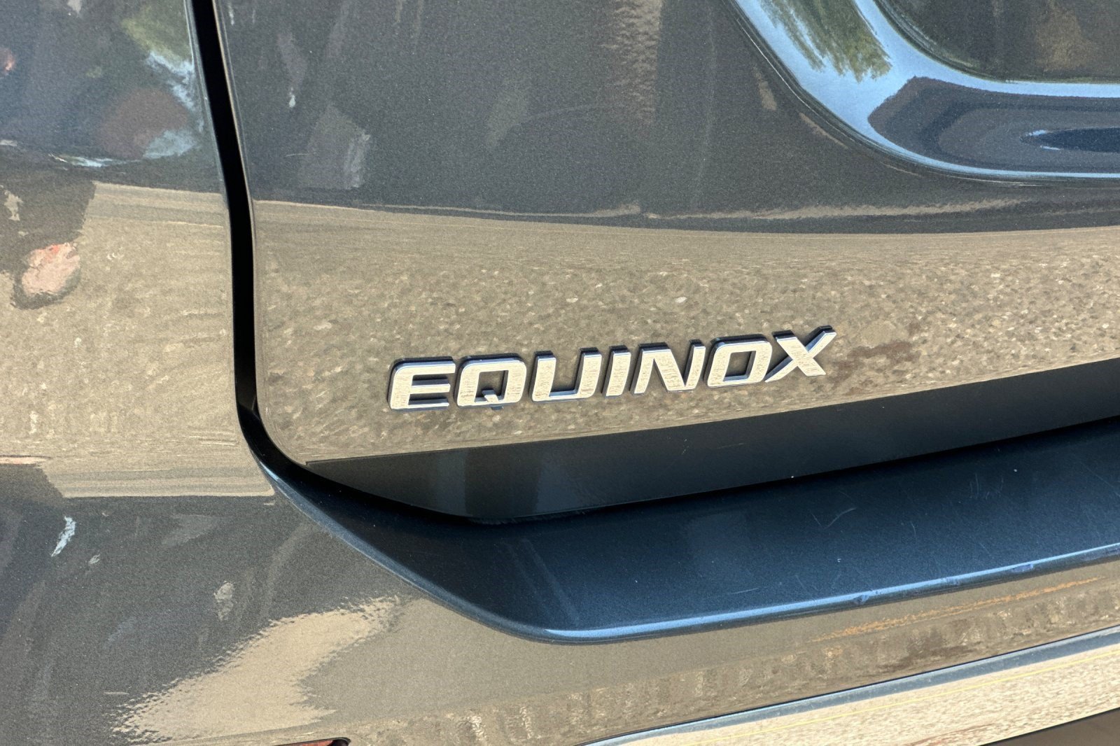 Used 2018 Chevrolet Equinox LS FWD image 21