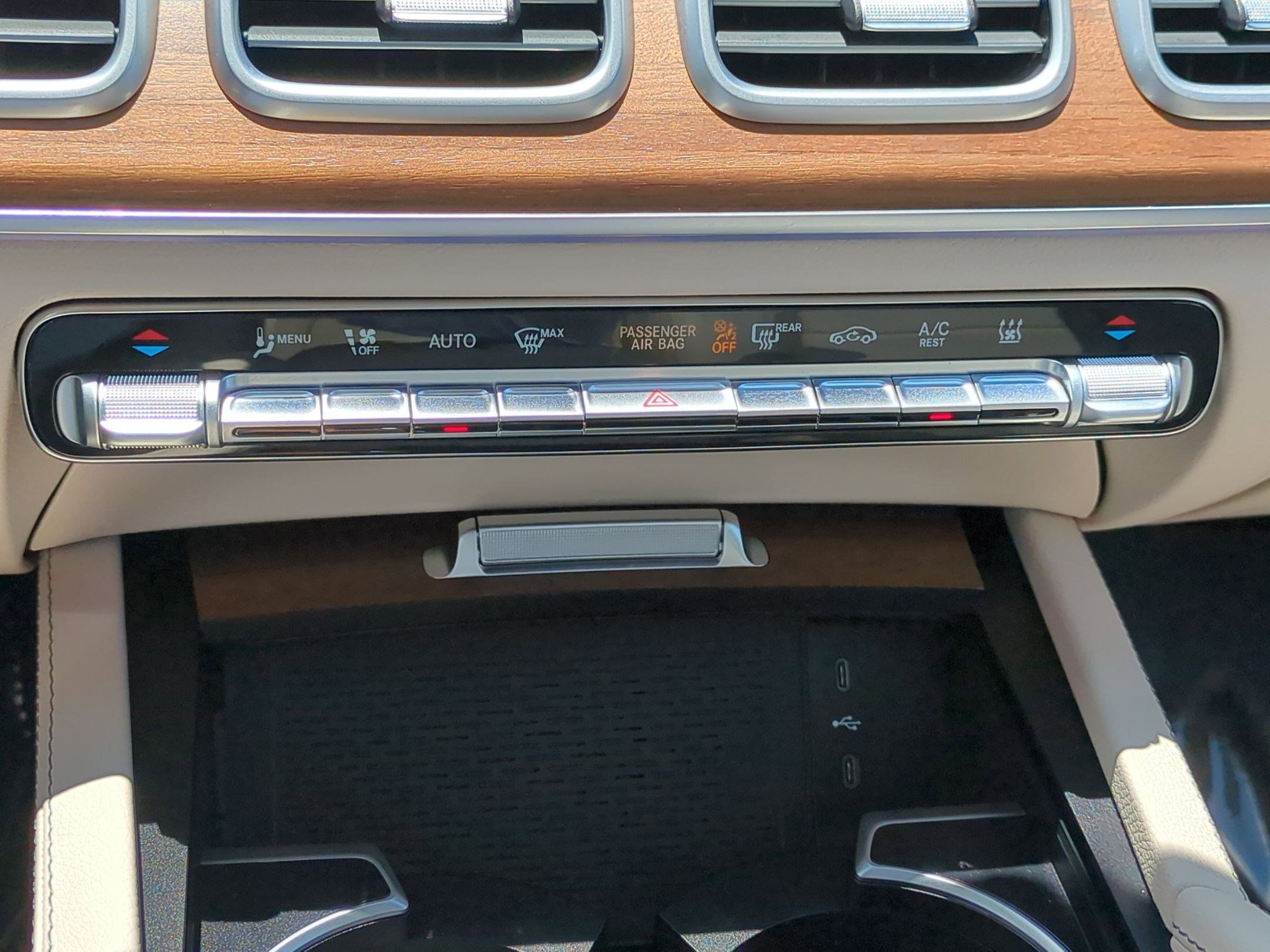 Certified 2025 Mercedes-Benz GLE 450e 4MATIC image 26
