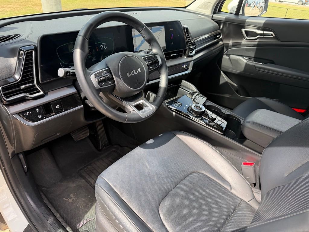 Used 2023 Kia Sportage EX image 10