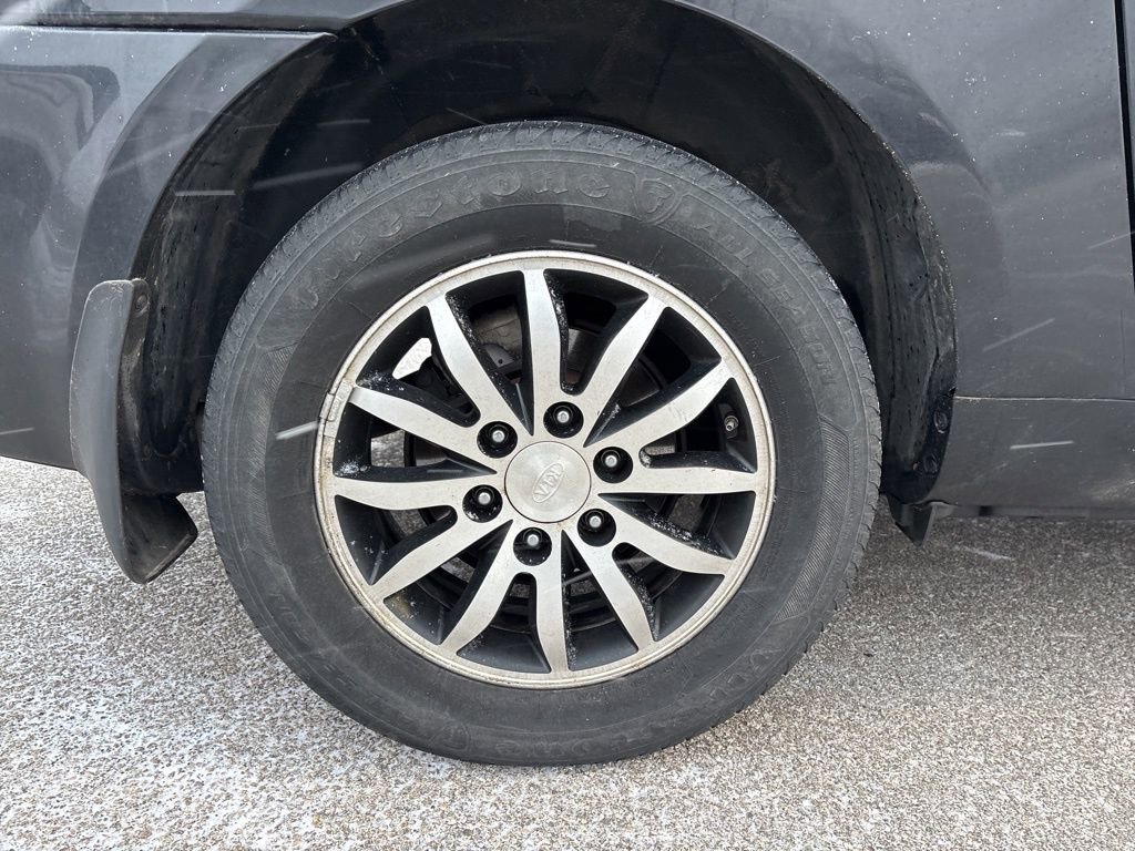 Used 2012 Kia Sedona EX image 5