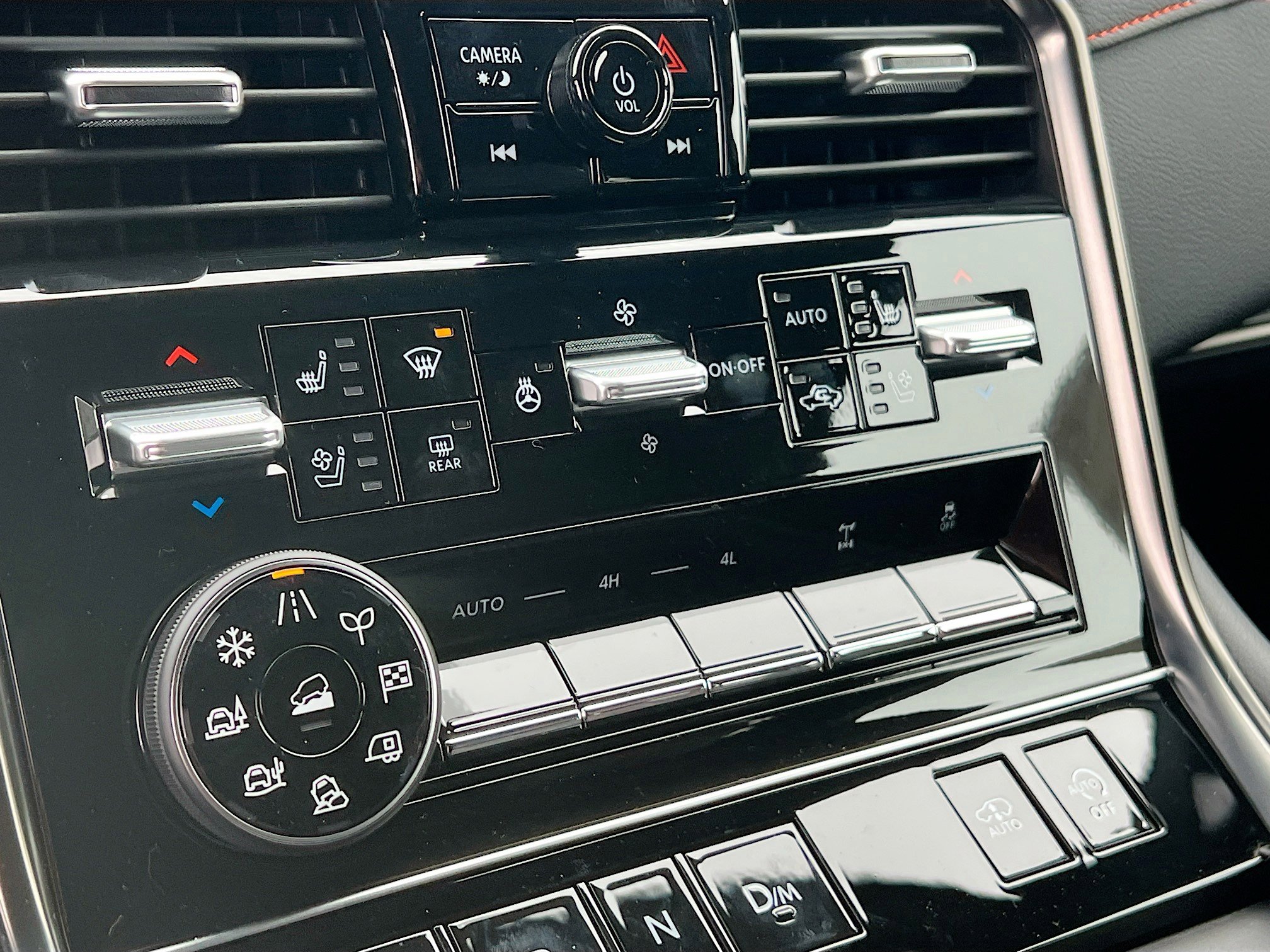 New 2026 Nissan Armada PRO-4X image 11