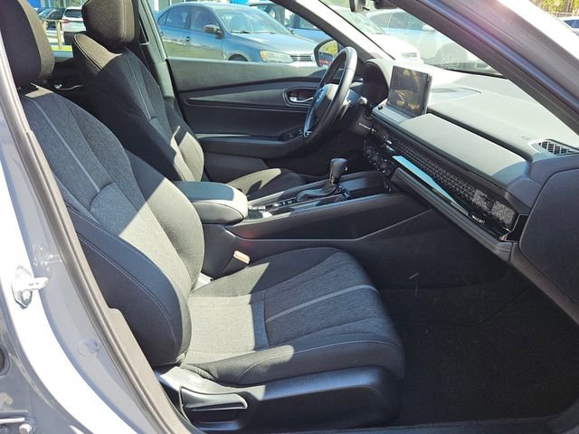 Used 2023 Honda Accord Sport image 15