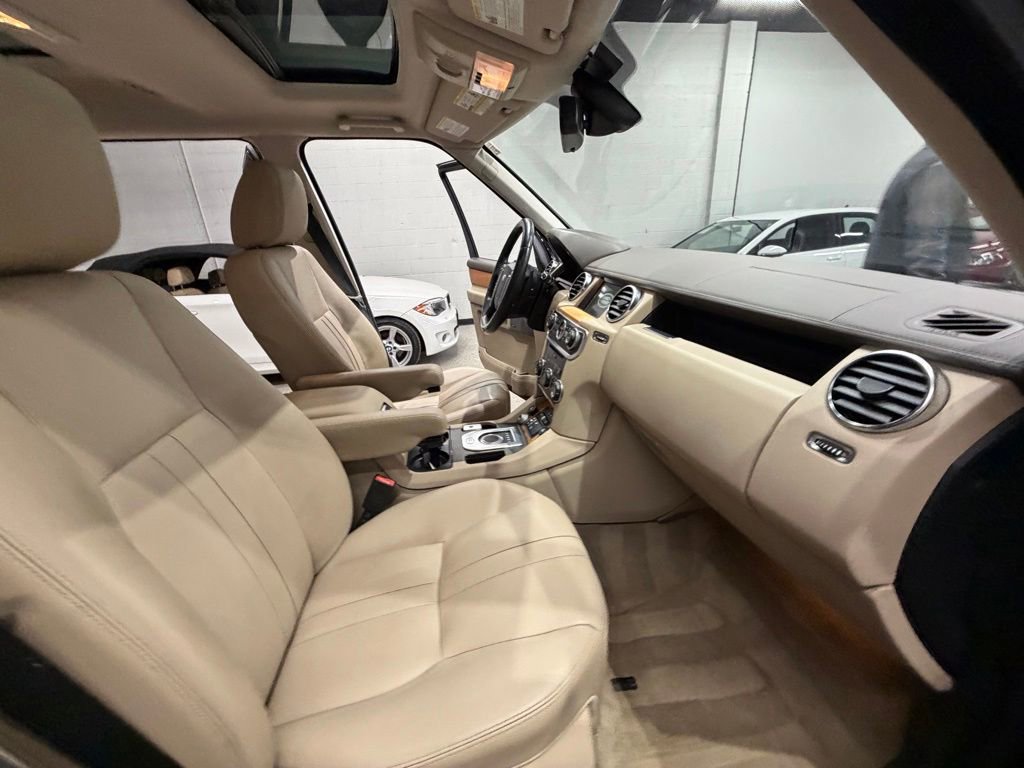Used 2014 Land Rover LR4 HSE AWD/4WD image 40