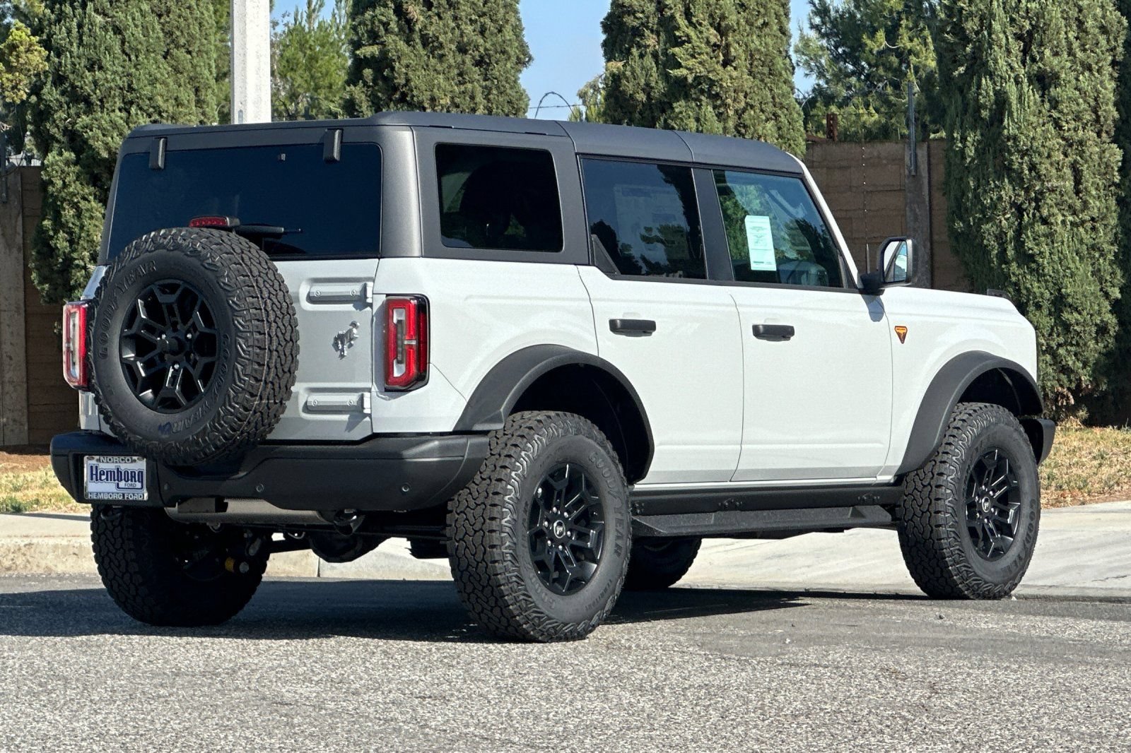 New 2026 Ford Bronco Badlands AWD/4WD image 4