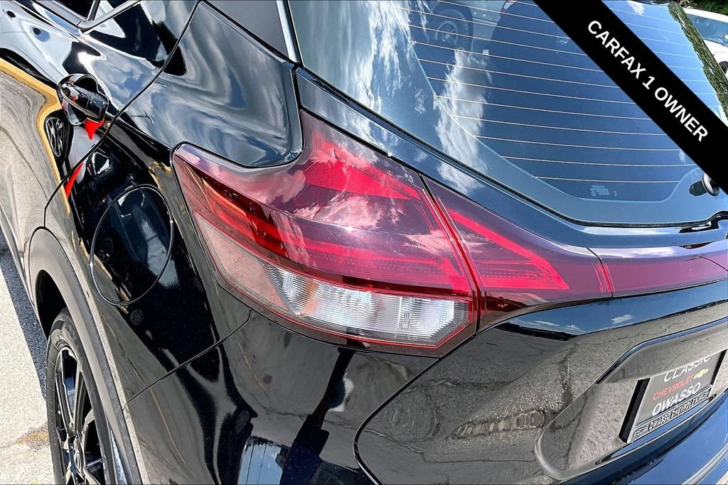 Used 2023 Nissan Kicks SR w/ SR Premium Package FWD image 22