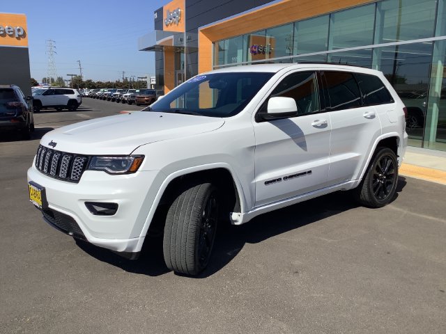 Used 2022 Jeep Grand Cherokee Laredo X AWD/4WD image 5