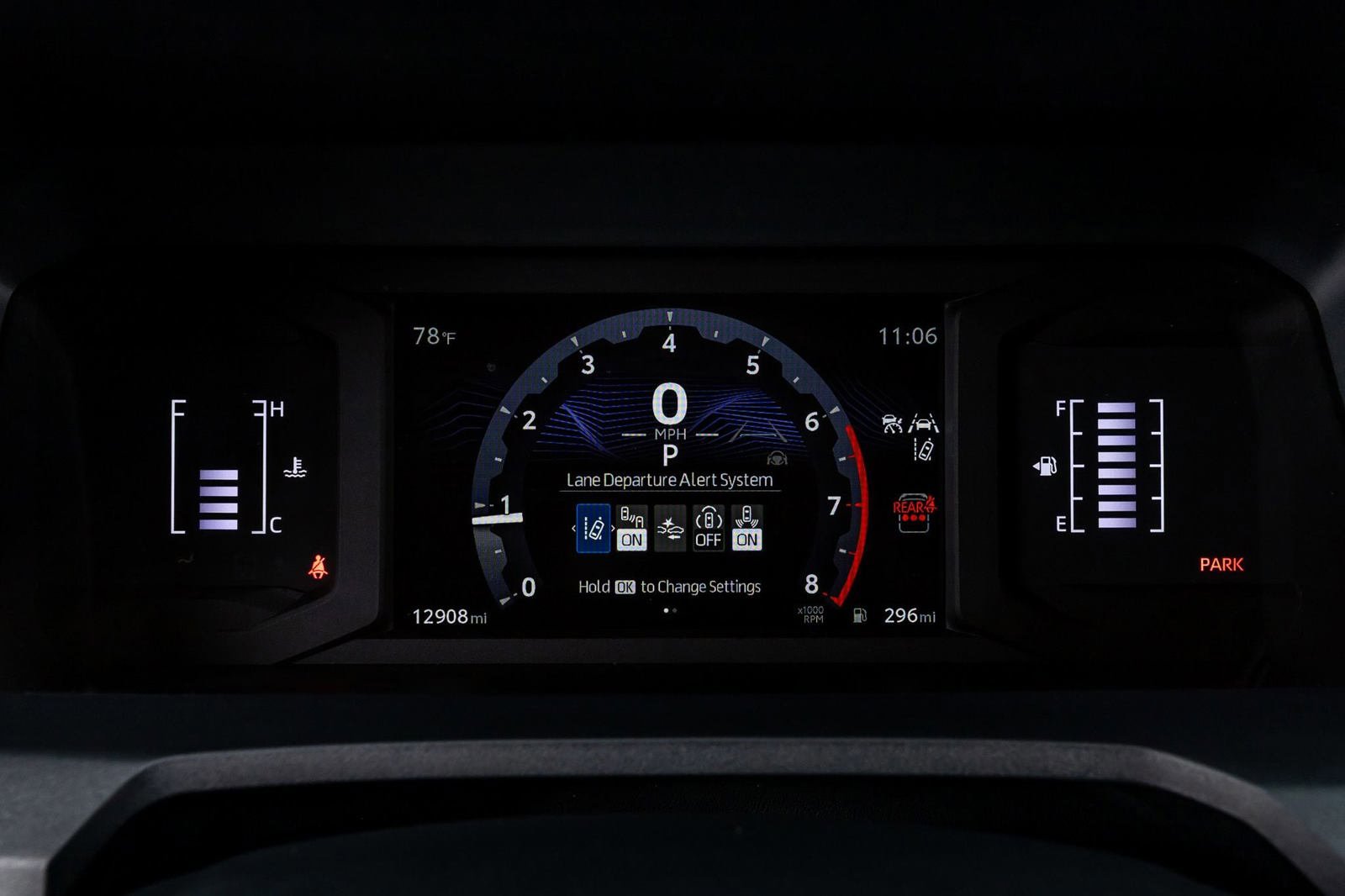 Used 2025 Toyota 4Runner SR5 AWD/4WD image 20