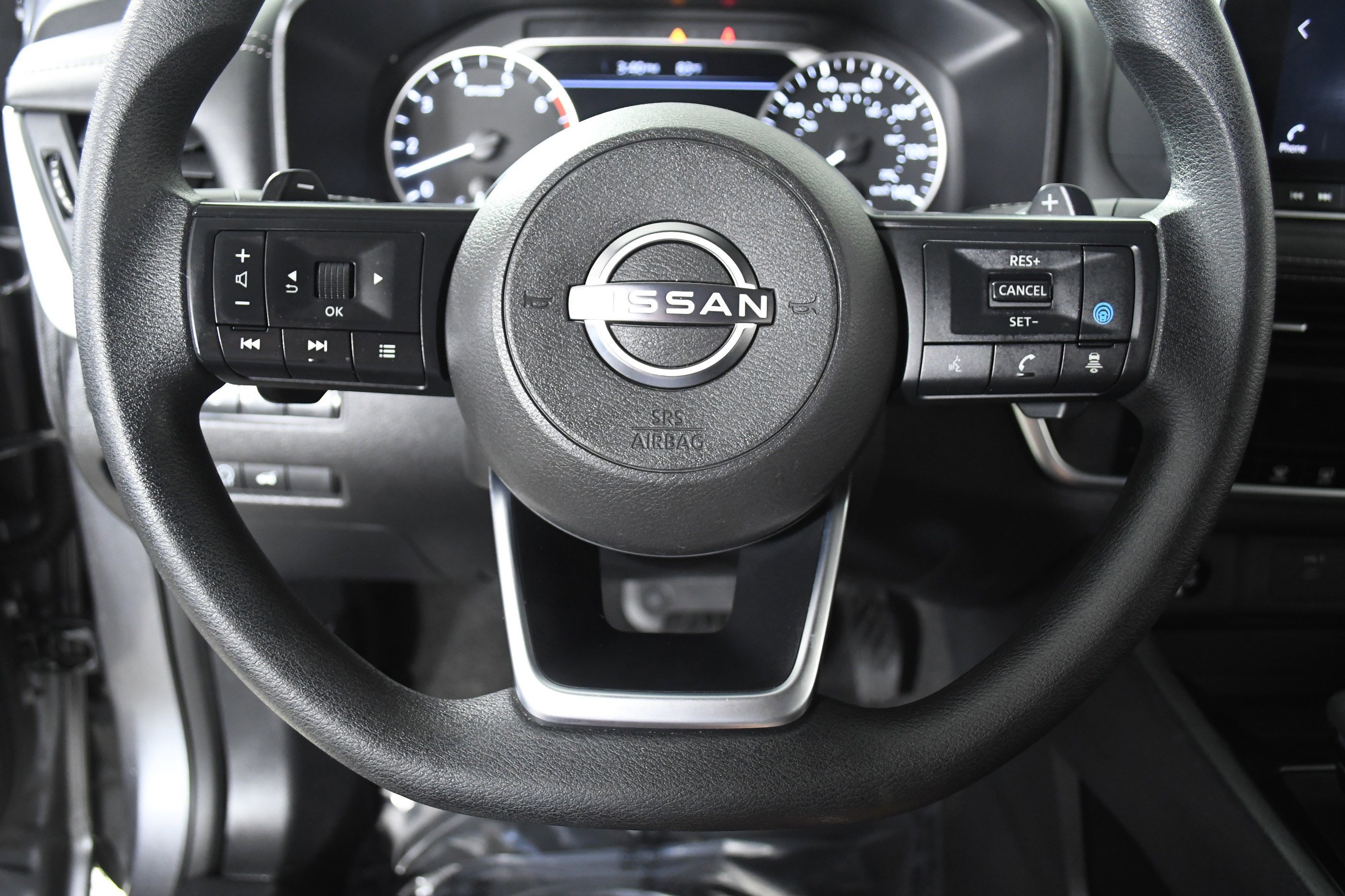 Used 2024 Nissan Rogue SV image 10