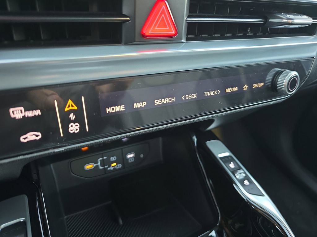 New 2026 Kia Sorento SX image 32