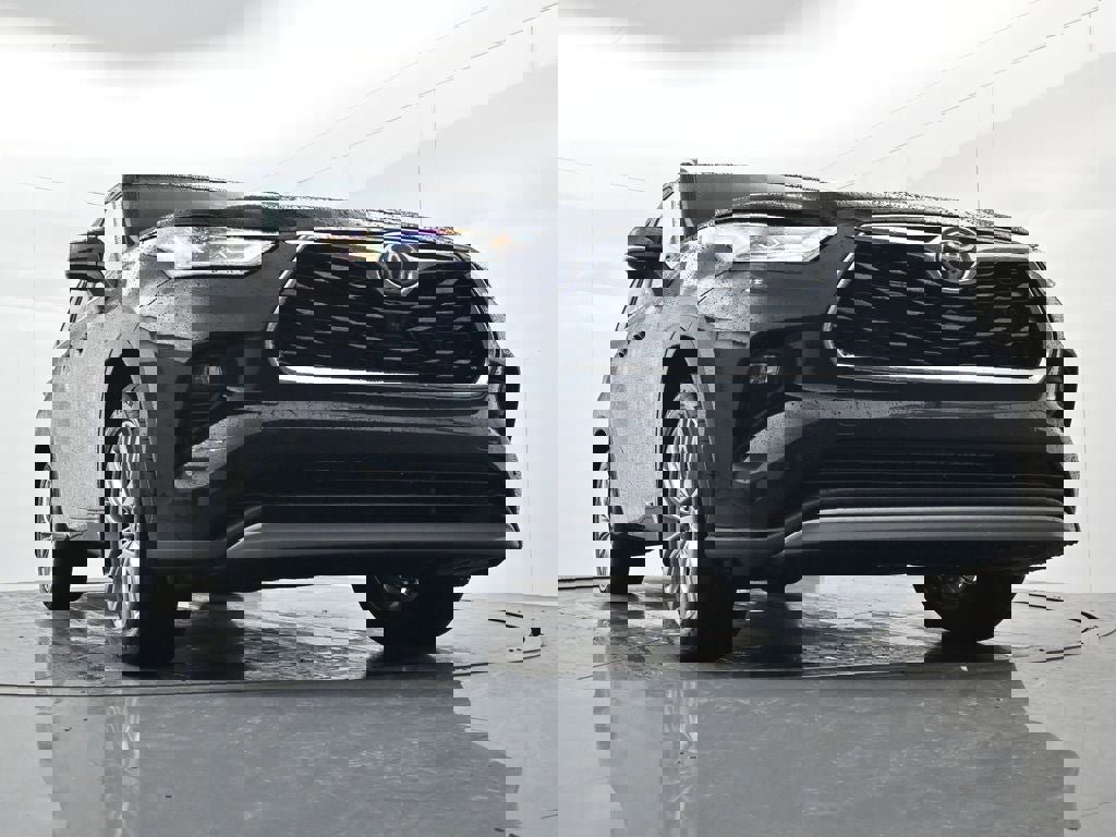 New 2026 Toyota Highlander Platinum image 56
