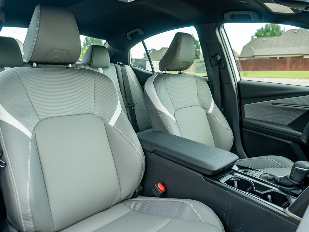 Used 2026 Toyota Camry SE w/ Convenience Package FWD image 19