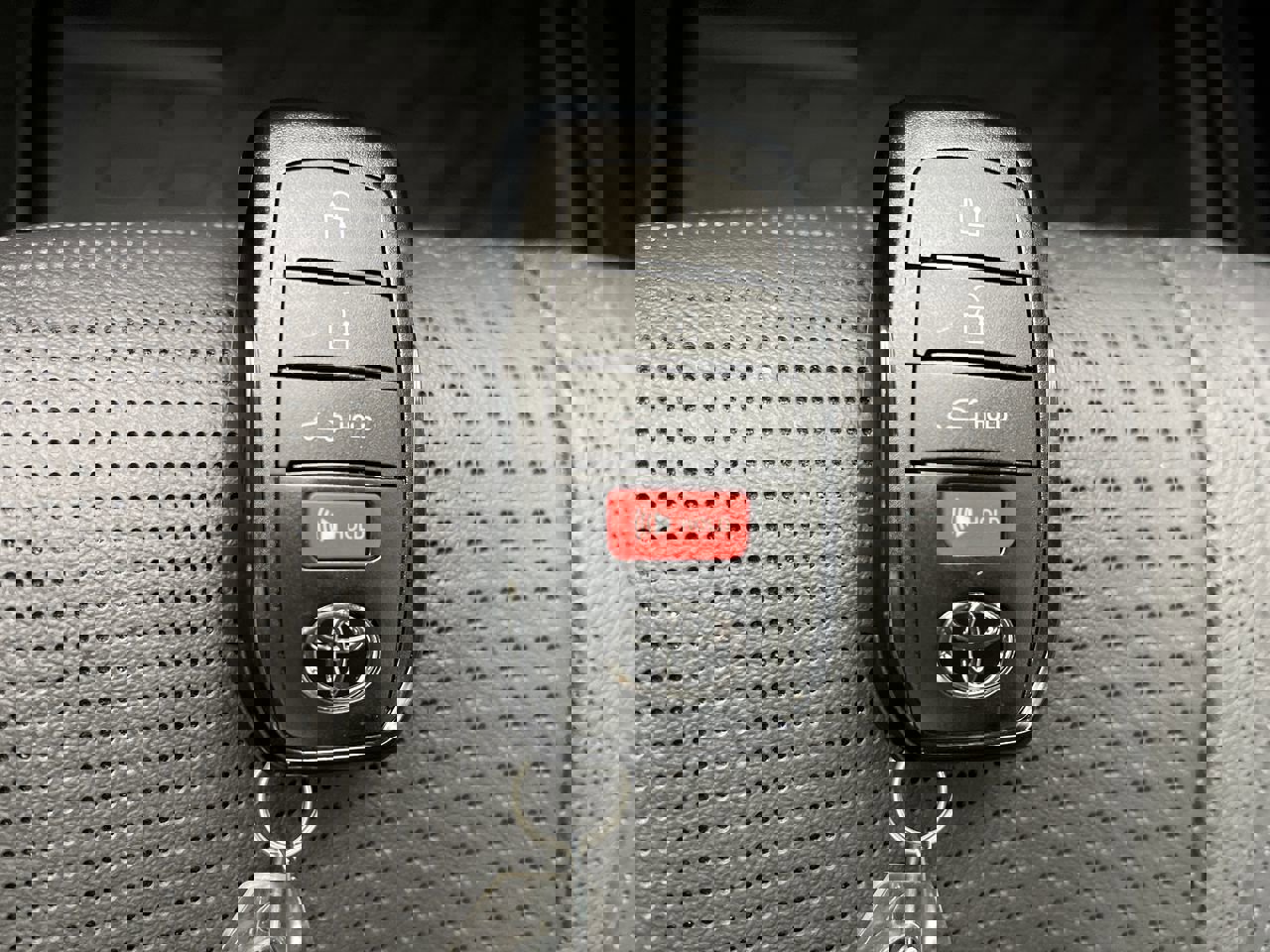 Used 2025 Toyota Camry XLE image 29