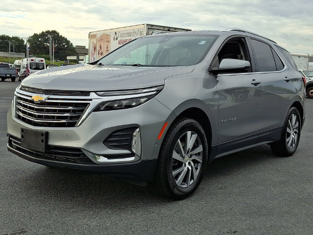 Used 2023 Chevrolet Equinox Premier AWD/4WD image 6