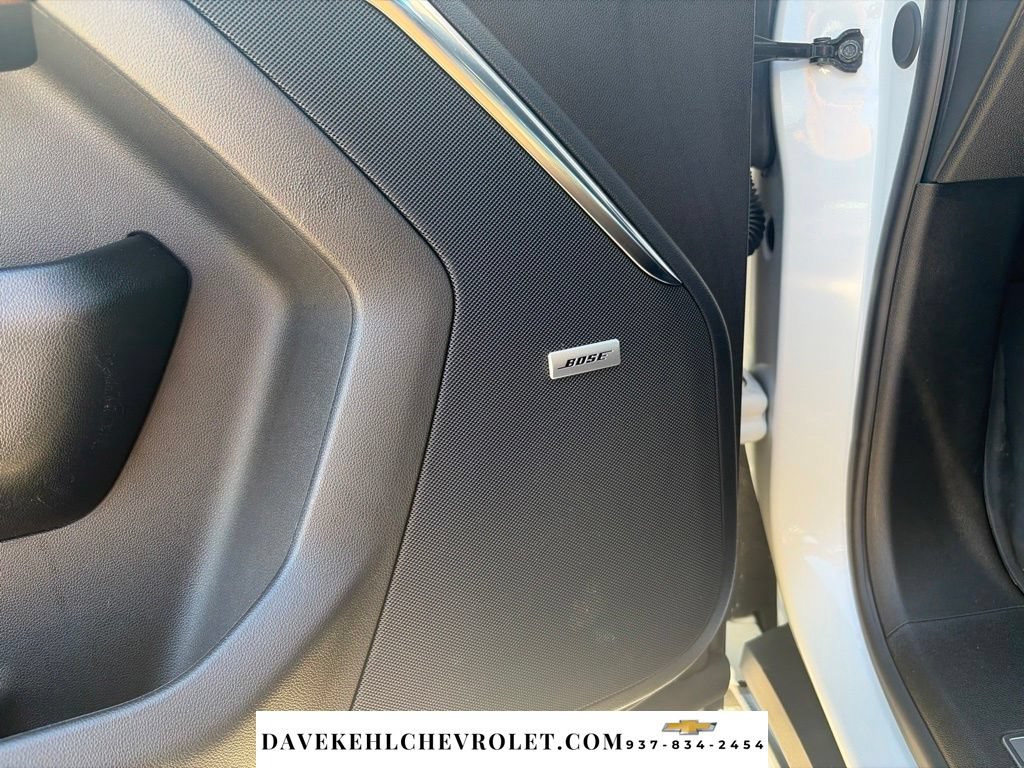 Used 2025 Chevrolet Tahoe High Country AWD/4WD image 10