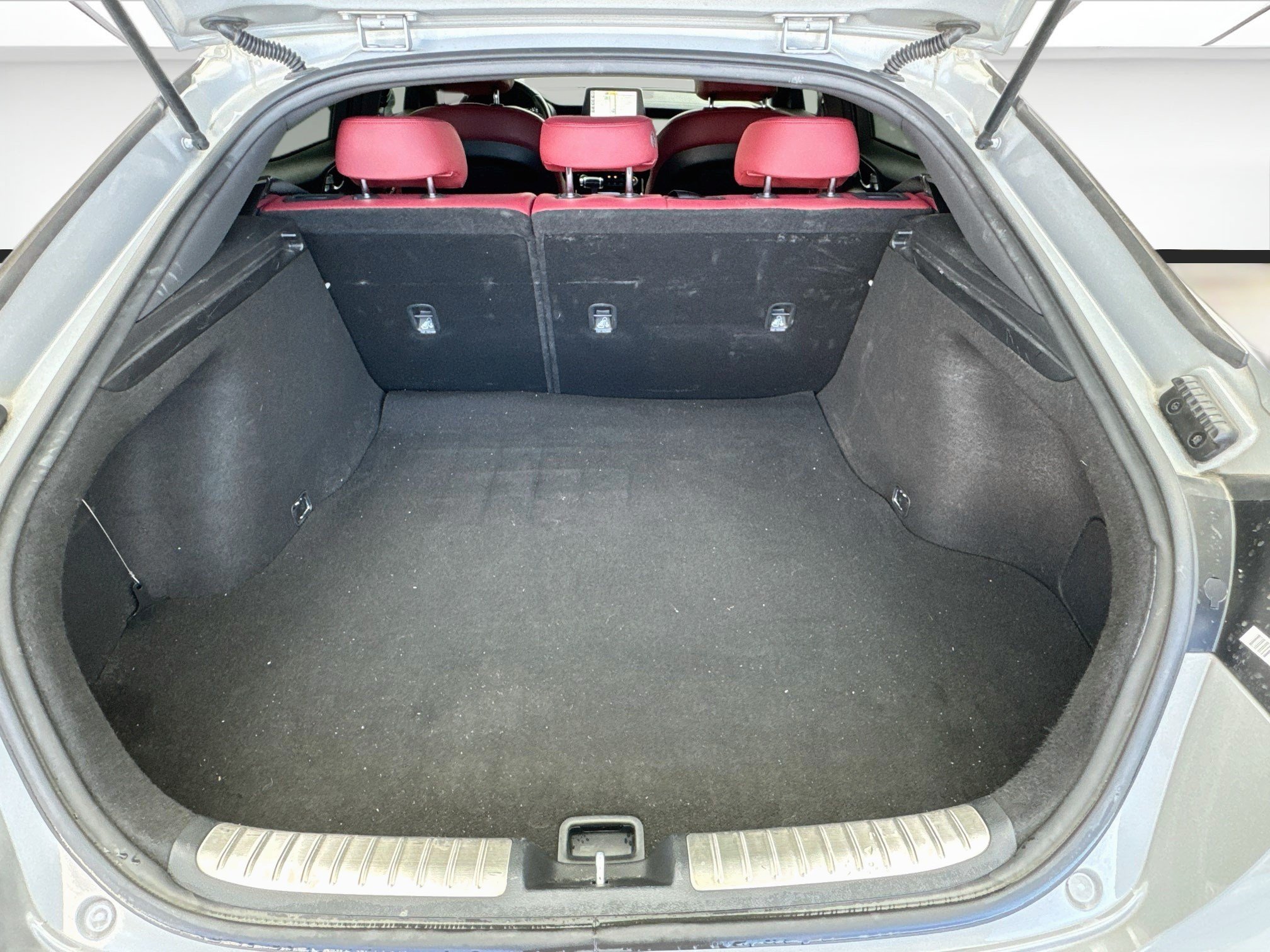 Used 2019 Kia Stinger GT1 RWD image 18