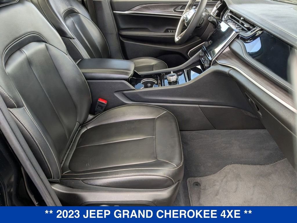 Used 2023 Jeep Grand Cherokee 4WD 4xe image 34