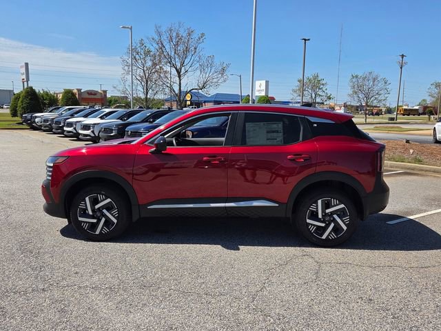 New 2026 Nissan Kicks SV image 4