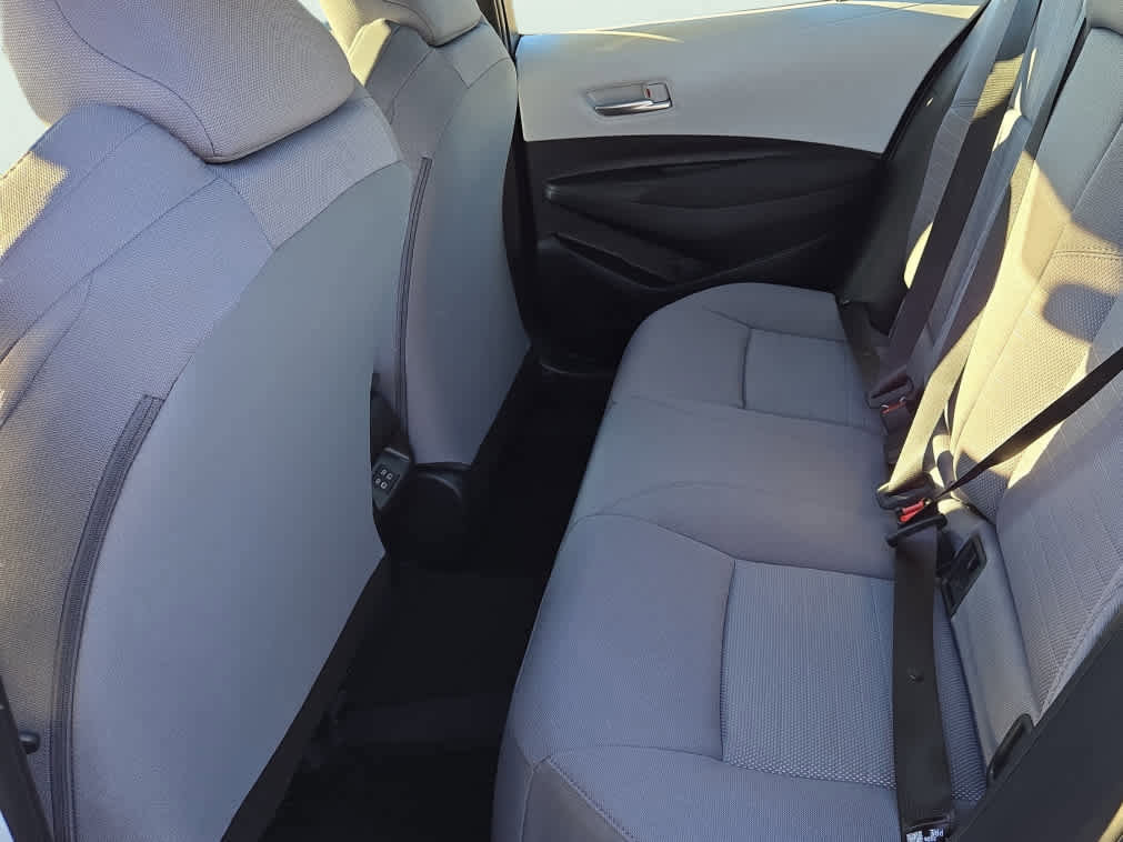 Used 2026 Toyota Corolla SE w/ SE Package image 37