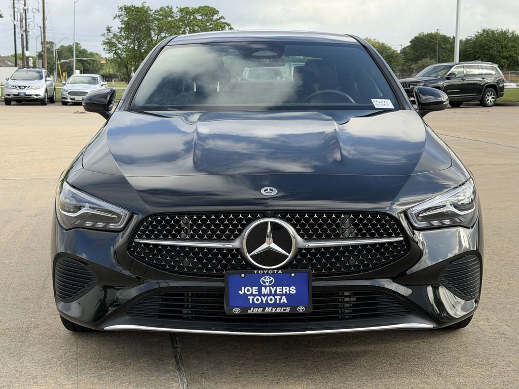 Used 2025 Mercedes-Benz CLA 250 4MATIC image 3