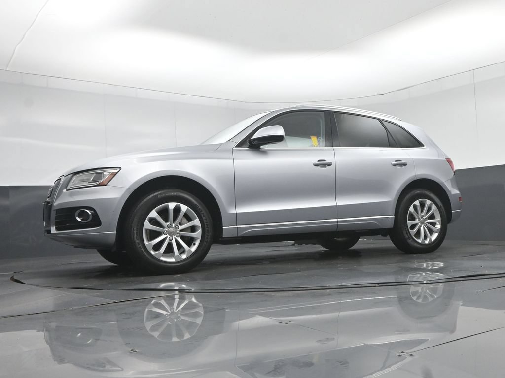 Used 2016 Audi Q5 2.0T Premium Plus w/ Technology Package AWD/4WD image 56