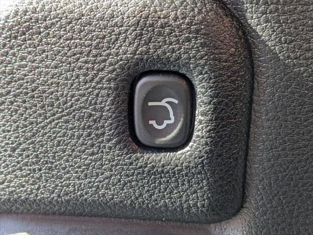 Certified 2024 Dodge Durango GT image 14