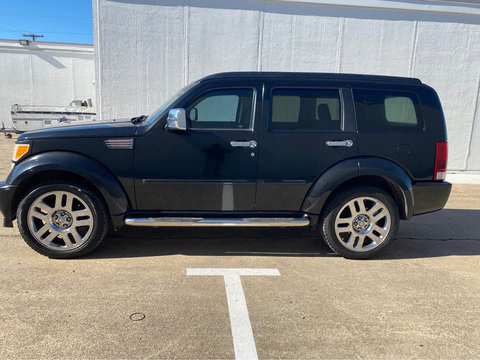 Used 2008 Dodge Nitro R/T image 3